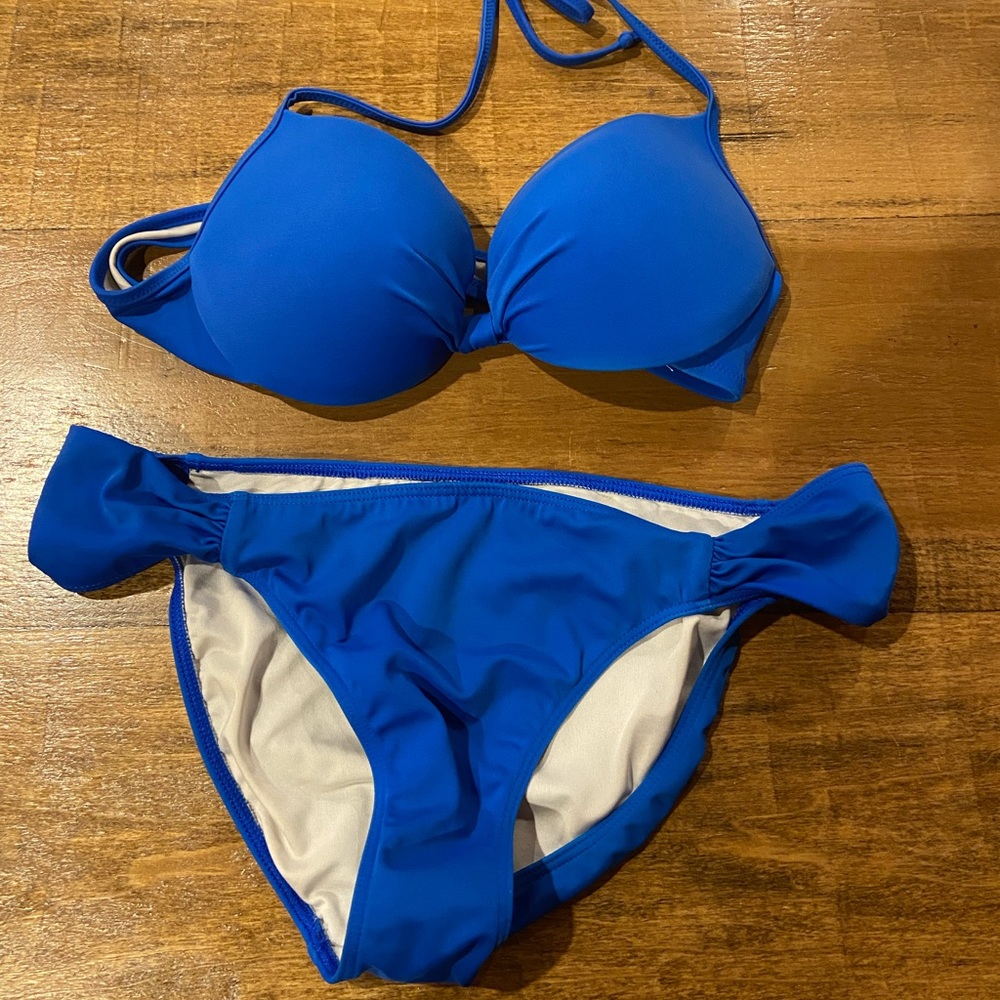 Victoria’s Secret blue padded halter top bikini & bottoms
